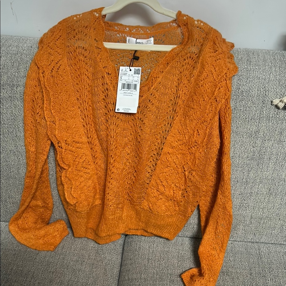 NWT Mango Wool Blend V-Neck Sweater in Vibrant Orange - size small